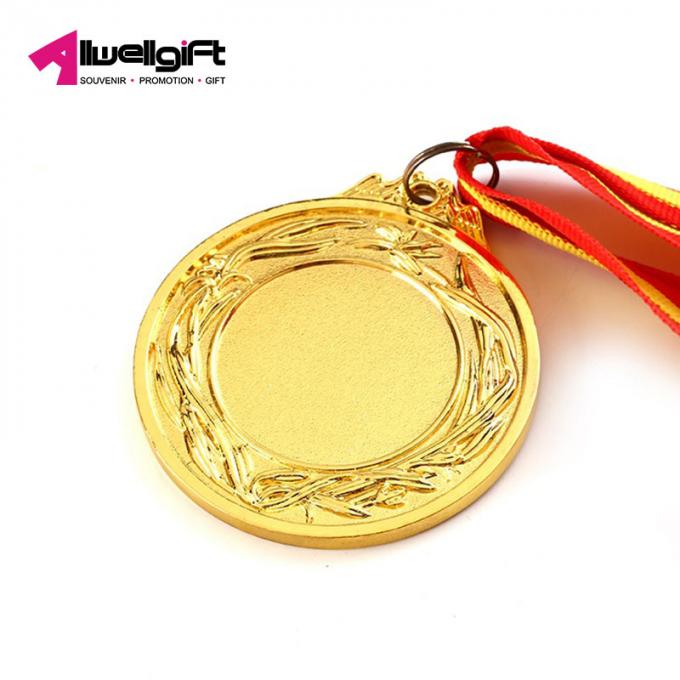 Los deportes corrientes del precio barato conceden a juegos del maratón de la aleación del cinc del medallón la medalla pintada creativa medalla grabada en relieve 3D de encargo de los deportes