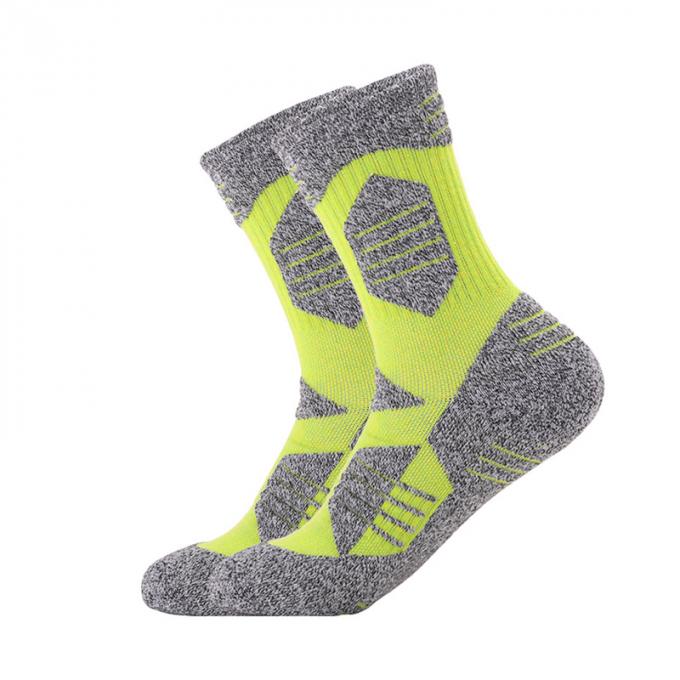 hombres antis respirables de los calcetines del resbalón de la venta de la moda del fútbol del baloncesto del deporte del diseñador caliente de los calcetines