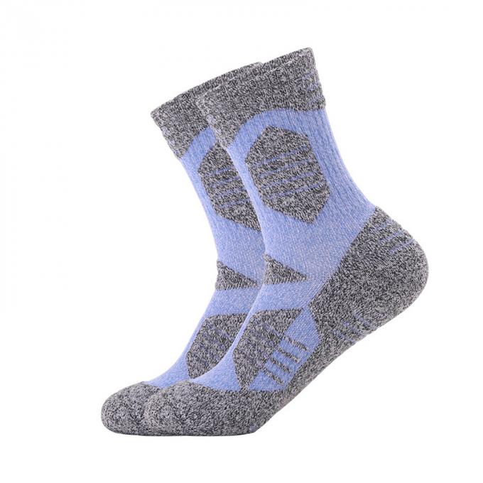 hombres antis respirables de los calcetines del resbalón de la venta de la moda del fútbol del baloncesto del deporte del diseñador caliente de los calcetines