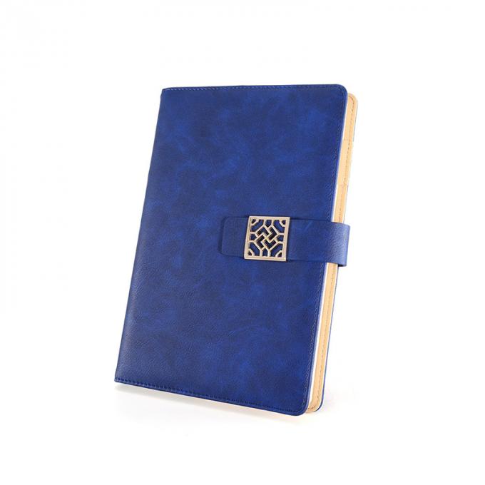 Cuaderno de los efectos de escritorio del diario de la PU del hardcover A5 con el cierre magnético