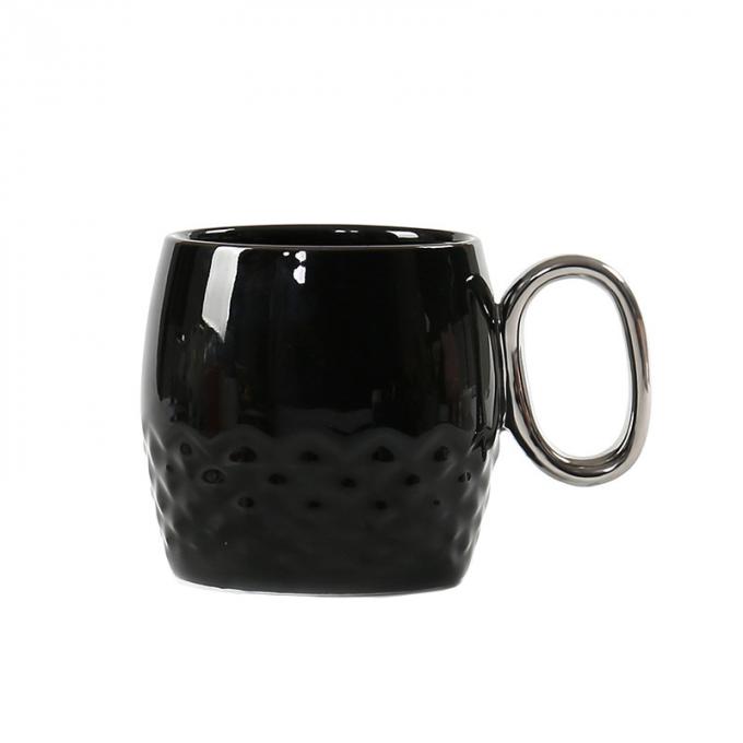 El café de cerámica divertido asalta la piña de la porcelana forma las tazas blancas negras de la taza con oro maneja el recuerdo promocional plateado del viaje